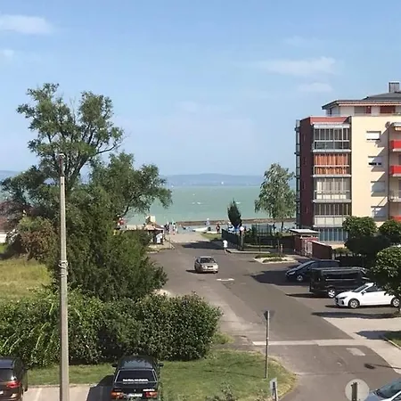 Feher Gyongy Apartman 아파트